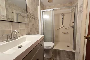 597 Woodland Dr, West Hempstead, NY 11550 - Photo 14
