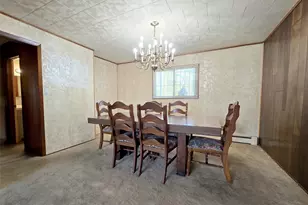 597 Woodland Dr, West Hempstead, NY 11550 - Photo 8