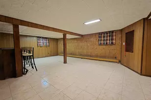 597 Woodland Dr, West Hempstead, NY 11550 - Photo 20