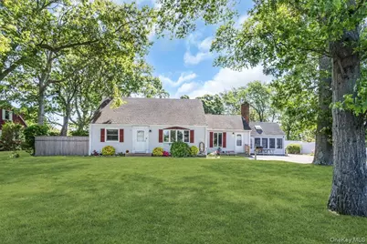 431 Cherry Avenue, West Sayville, NY 11796 - Photo 1