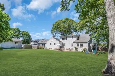 431 Cherry Avenue, West Sayville, NY 11796 - Photo 42