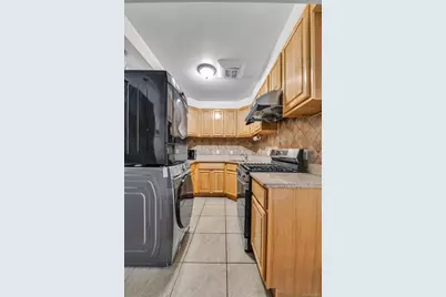 14477 Barclay Avenue #4A, Flushing, NY 11355 - Photo 8