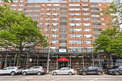 3131 Grand Concourse #2J, Bronx, NY 10468 - Photo 1