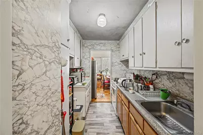 3131 Grand Concourse #2J, Bronx, NY 10468 - Photo 18