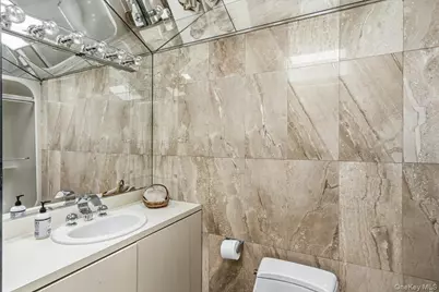 15470 Powells Cove Boulevard, Whitestone, NY 11357 - Photo 28