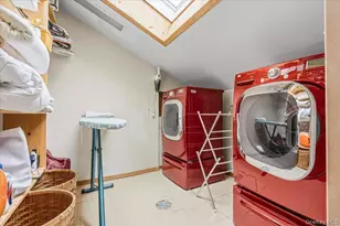 154-70 Powells Cove Blvd, Whitestone, NY 11357 - Photo 32