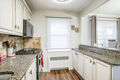 121 N. Broadway #22K, White Plains, NY 10603 - Photo 4
