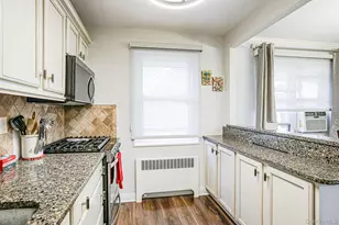 121 N Broadway, White Plains, NY 10603 - Photo 4