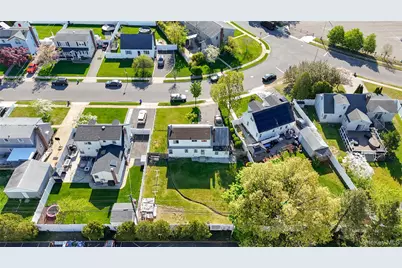 47 Cardinal Road, Levittown, NY 11756 - Photo 10