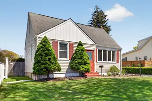 27 Spruce St, Islip, NY 11751 - Photo 28