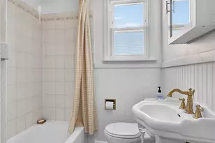 27 Spruce St, Islip, NY 11751 - Photo 12