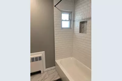 402 Leslie Lane, Uniondale, NY 11553 - Photo 12