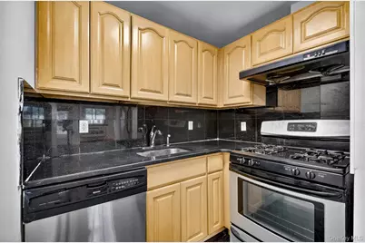 11231 38th Avenue #3D, Corona, NY 11368 - Photo 6