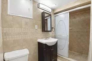 762 Brady Ave, Bronx, NY 10462 - Photo 6