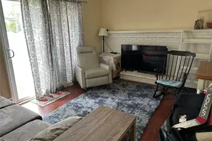 43 Vanderbilt Ave, Saint James, NY 11780 - Photo 6