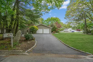 35 Pembrook Dr, Stony Brook, NY 11790 - Photo 22