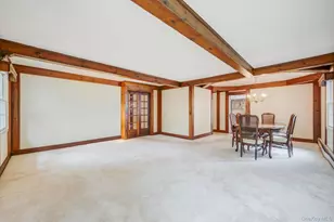 35 Pembrook Dr, Stony Brook, NY 11790 - Photo 6