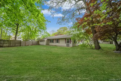 35 Pembrook Drive, Stony Brook, NY 11790 - Photo 24