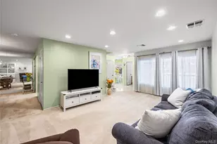 99 S Park Ave, Rockville Centre, NY 11570 - Photo 12