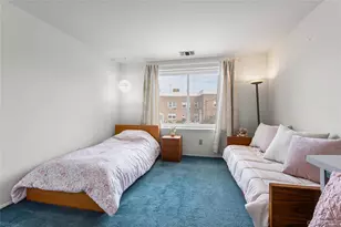99 S Park Ave, Rockville Centre, NY 11570 - Photo 10