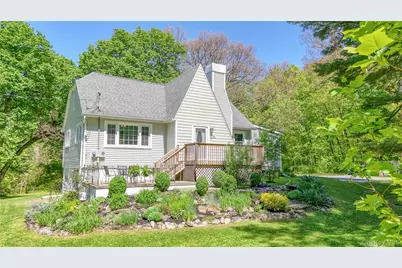 94 Smithtown Road, Fishkill, NY 12524 - Photo 2