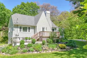 94 Smithtown Rd, Fishkill, NY 12524 - Photo 2