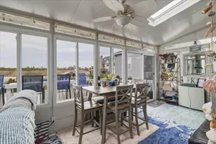 981 S 4th St, Lindenhurst, NY 11757 - Photo 18