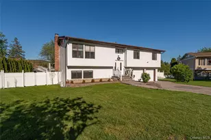 7 Birch Ct, Orangeburg, NY 10962 - Photo 2