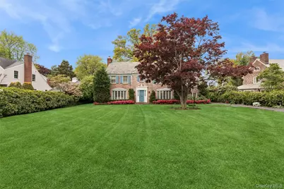 10 Westbury Road, Garden City, NY 11530 - Photo 2