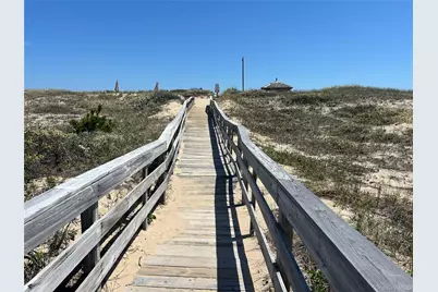 2136 Montauk #120, Amagansett, NY 11930 - Photo 12