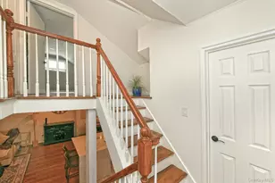 3697 Regent Ln, Wantagh, NY 11793 - Photo 14