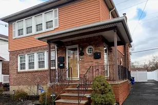 375 Cochran Pl, Valley Stream, NY 11581 - Photo 14