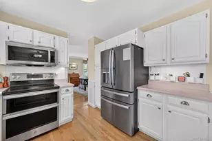 11 Bradley Dr, Brewster, NY 10509 - Photo 6