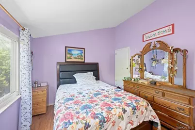 84 Long Pond Lane, New York, NY 10304 - Photo 18