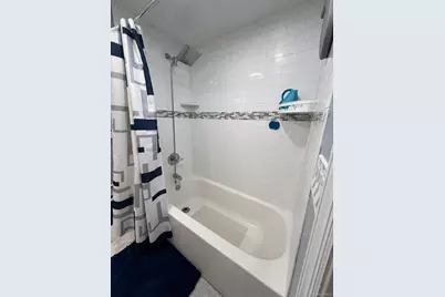 315 Grant Avenue, Islip, NY 11751 - Photo 12