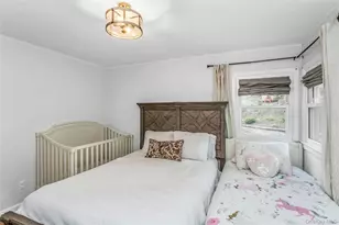 10 Minetta Ct, Huntington, NY 11743 - Photo 12