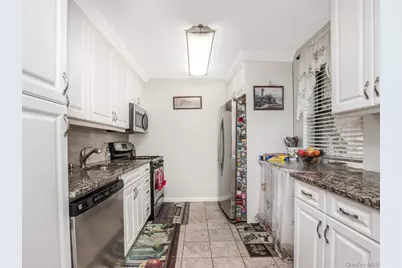 1874 Pelham Parkway S #2P, Bronx, NY 10461 - Photo 8