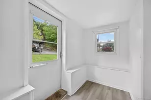 14 Hoover Pl, Stony Point, NY 10980 - Photo 4