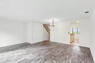 1905 Magnolia Walk, Poughkeepsie, NY 12603 - Photo 14