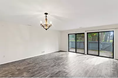 1905 Magnolia Walk, Poughkeepsie, NY 12603 - Photo 12