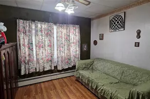 60-74 54th Pl, Maspeth, NY 11378 - Photo 6