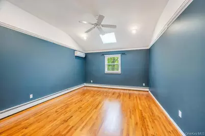 30 Fort Hill Road, Huntington, NY 11743 - Photo 18