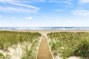 260 Dune Rd, Westhampton Beach, NY 11978 - Photo 24