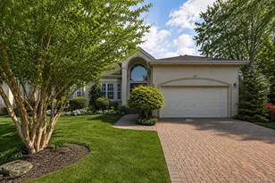 398 Altessa Blvd, Melville, NY 11747 - Photo 2