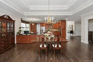 398 Altessa Blvd, Melville, NY 11747 - Photo 4
