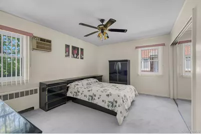 161 Rose Lane, New Hyde Park, NY 11040 - Photo 10