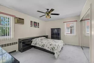 161 Rose Ln, New Hyde Park, NY 11040 - Photo 10