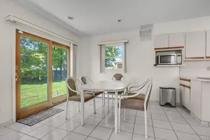 161 Rose Ln, New Hyde Park, NY 11040 - Photo 8