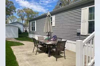 1661 Old Country Road #49, Riverhead, NY 11901 - Photo 4
