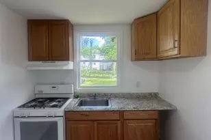 52 Talmadge St, Poughkeepsie, NY 12601 - Photo 2